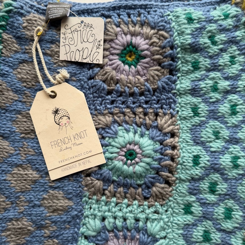 Free People Blue and Green Crochet Lana Cowl Neck Warmer by French Knot-One Size - Picture 2 of 10